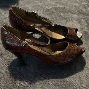 Copper heels, open toe